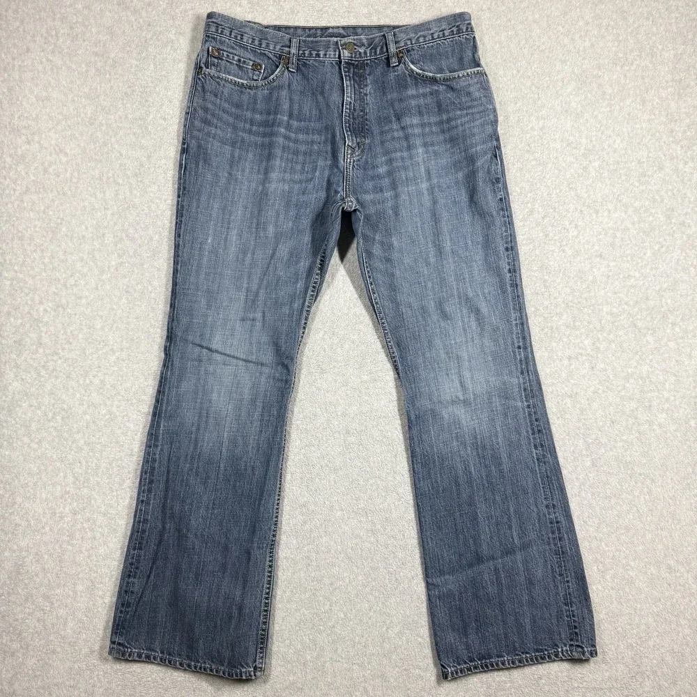 Banana Republic BOOTCUT Jeans Mens 35x32 Medium Wash Distressed Faded Y2K
